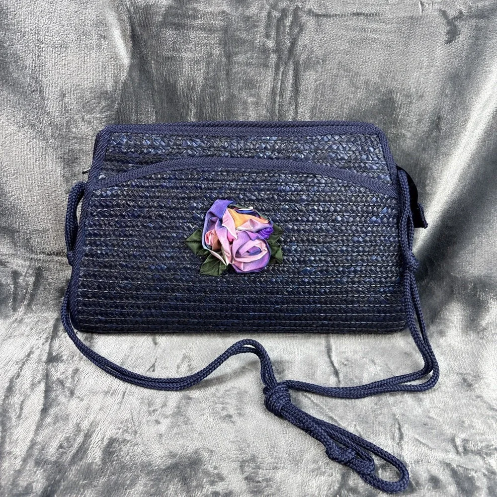 Navy Blue Straw Clutch Purse Bag Crossbody 3D Floral Appliqué Boho Basket Beachy